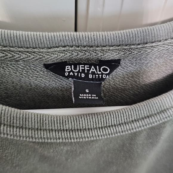 Buffalo David Bitton Sage Green Top - Picture 4 of 4